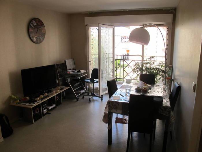 Location immobilier 965&nbsp;&euro; Houilles (78800)