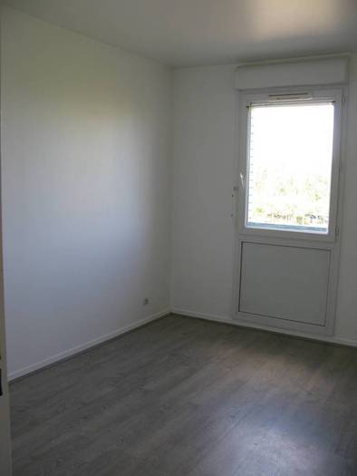 Location immobilier 1.000&nbsp;&euro; Massy (91300)