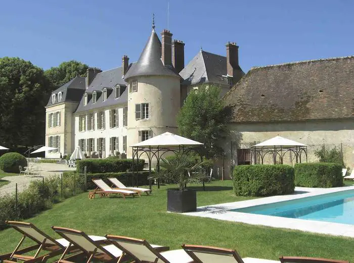 Location Maison Gy-Les-Nonains (45220) 800&nbsp;m² 5.500&nbsp;&euro;