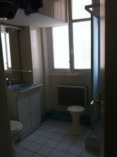 Location immobilier 800&nbsp;&euro; Issy-Les-Moulineaux (92130)