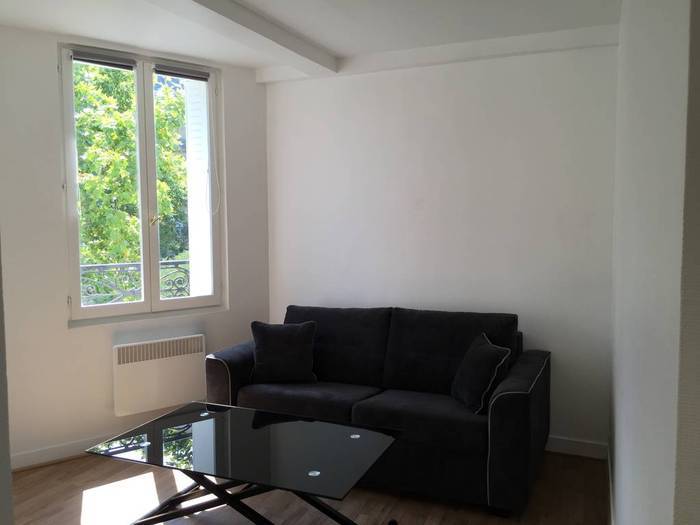 Location Appartement Paris 17E