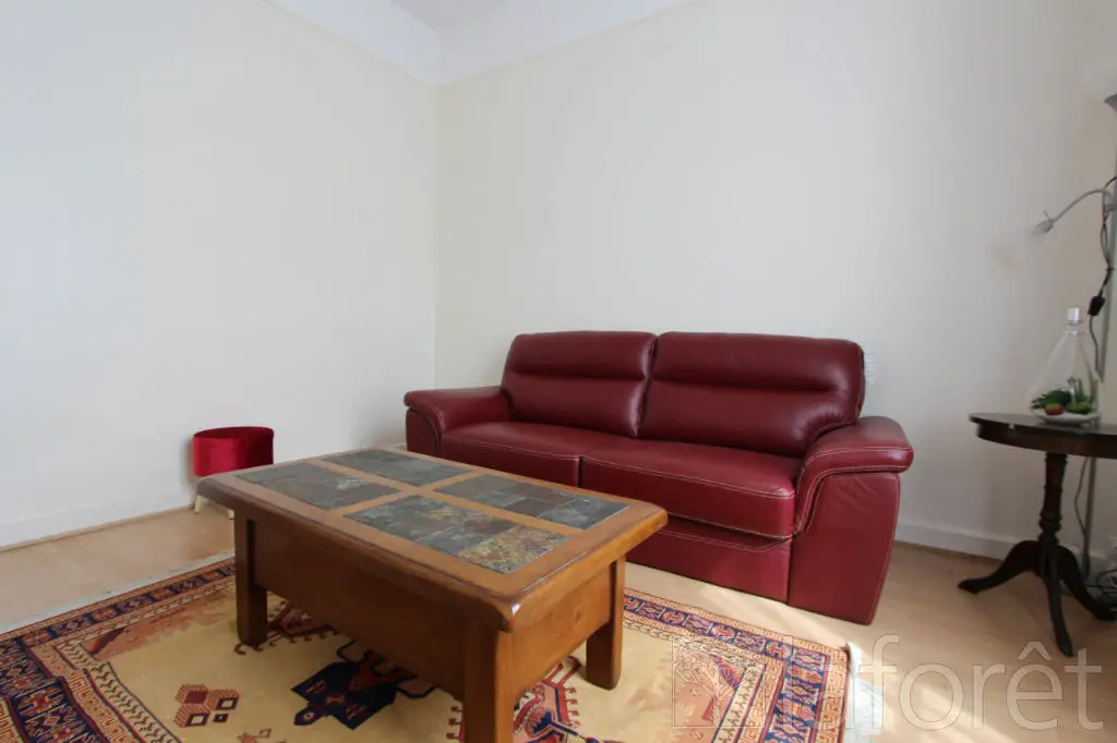 Location appartement meublé 3 pièces 49,21 m2
