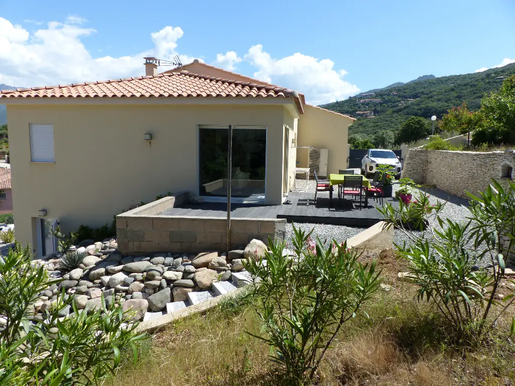 Vente villa 4 pièces 175 m2