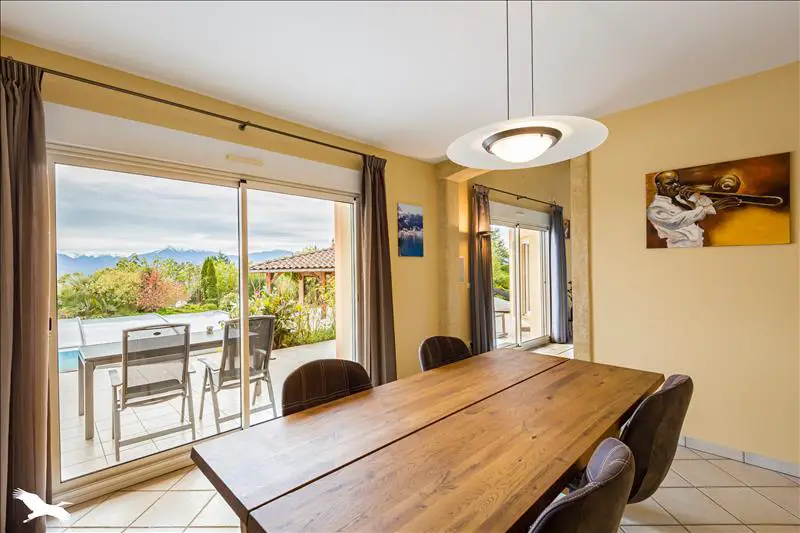 Vente maison 7 pièces 303 m2