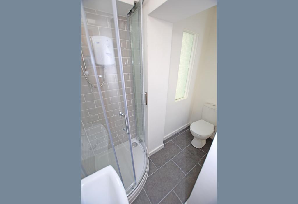 Shower room/wc (ground floor)