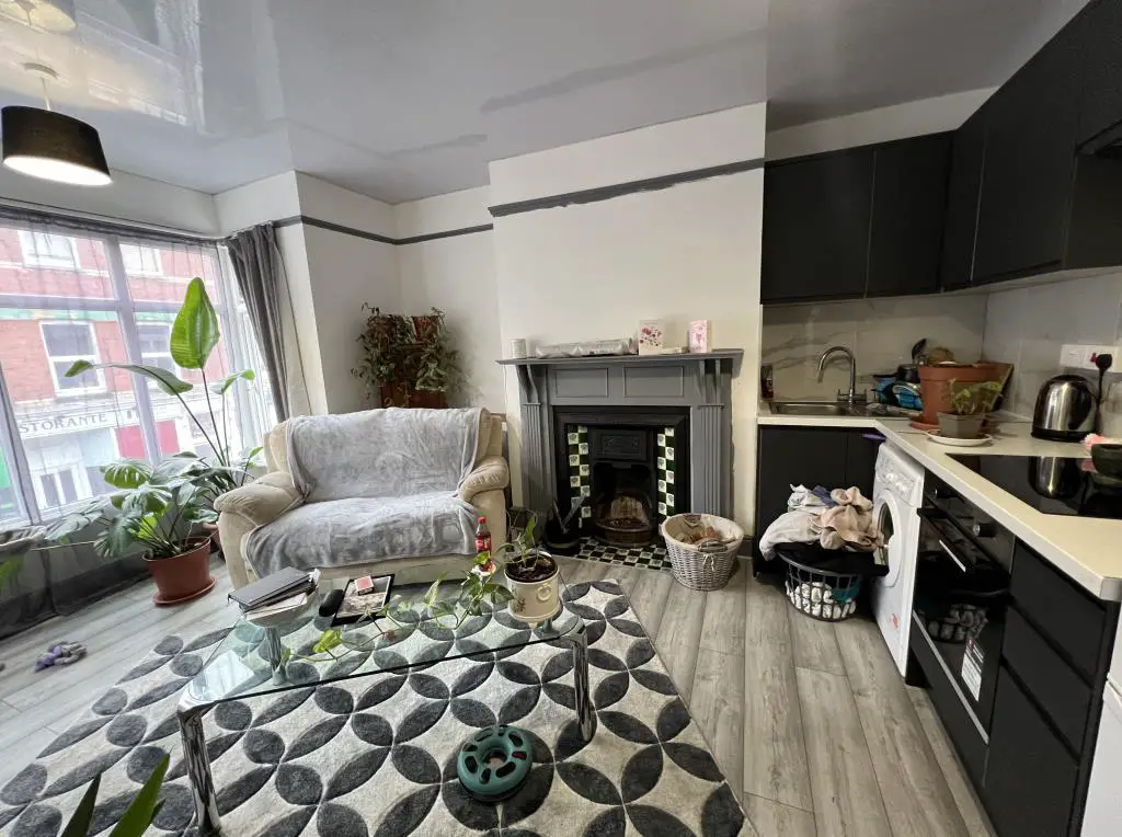 Flat 3 Open plan kitchen/living room