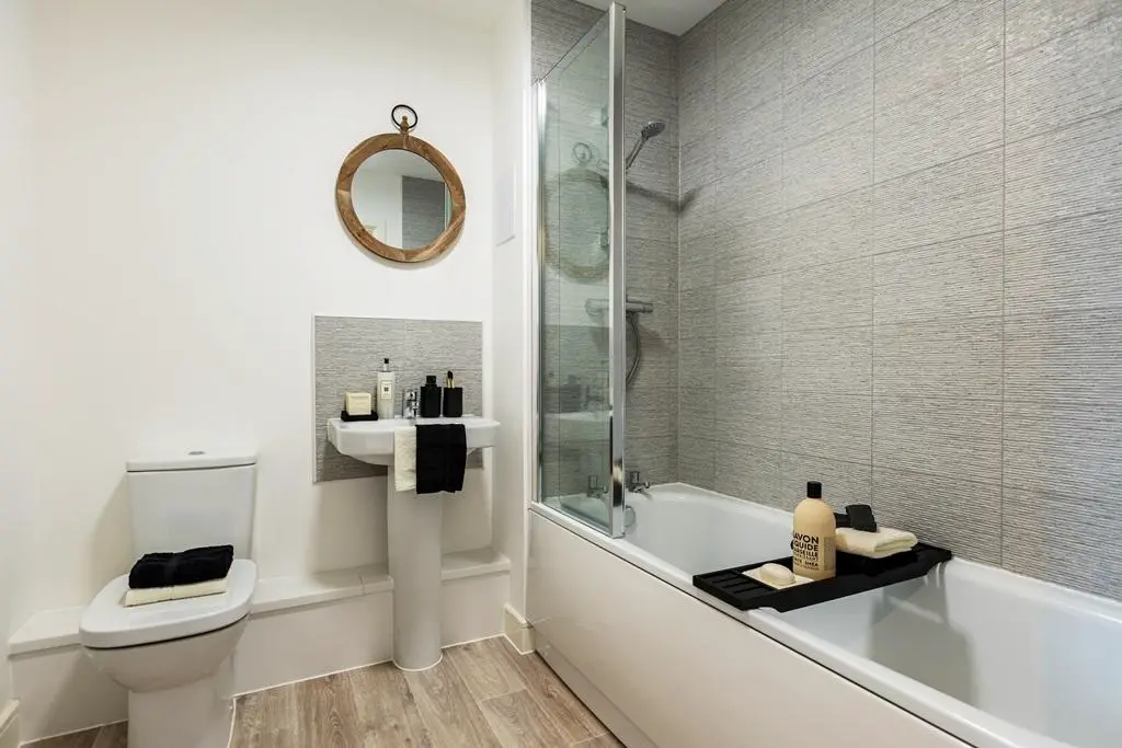 Modern and relaxing bathroom