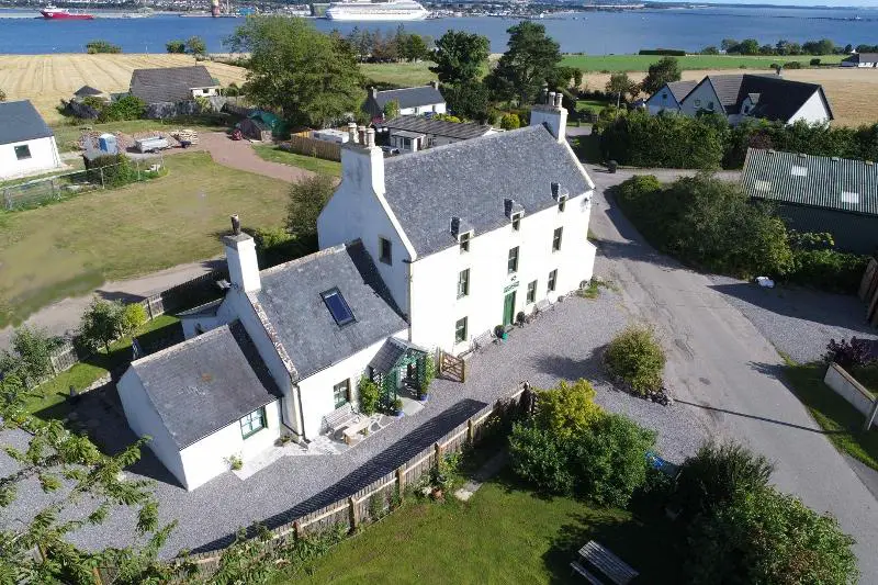 FERRY HOUSE &amp; FERRY COTTAGE, AERIAL
