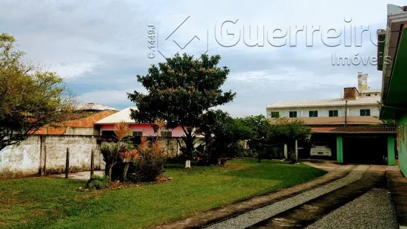 Casa com 4 Quartos à Venda, 145 m² por R$ 424.000 Rua Adelino Vicente Melo, 110 - Rio Grande, Palhoça - SC
