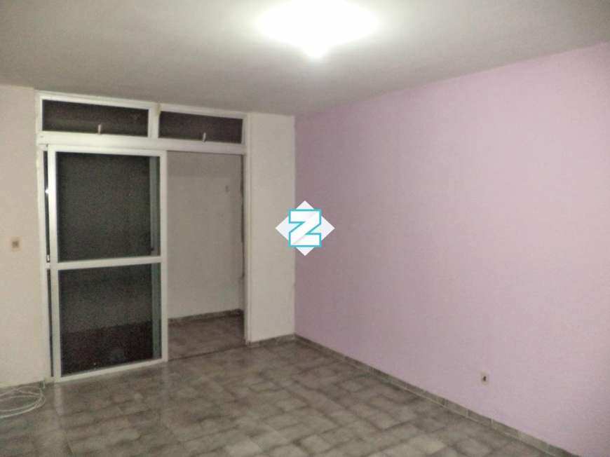 Apartamento com 1 Quarto para Alugar, 44 m² por R$ 650/Mês Rua Quintino Bocaiúva, 30 - Pajuçara, Maceió - AL