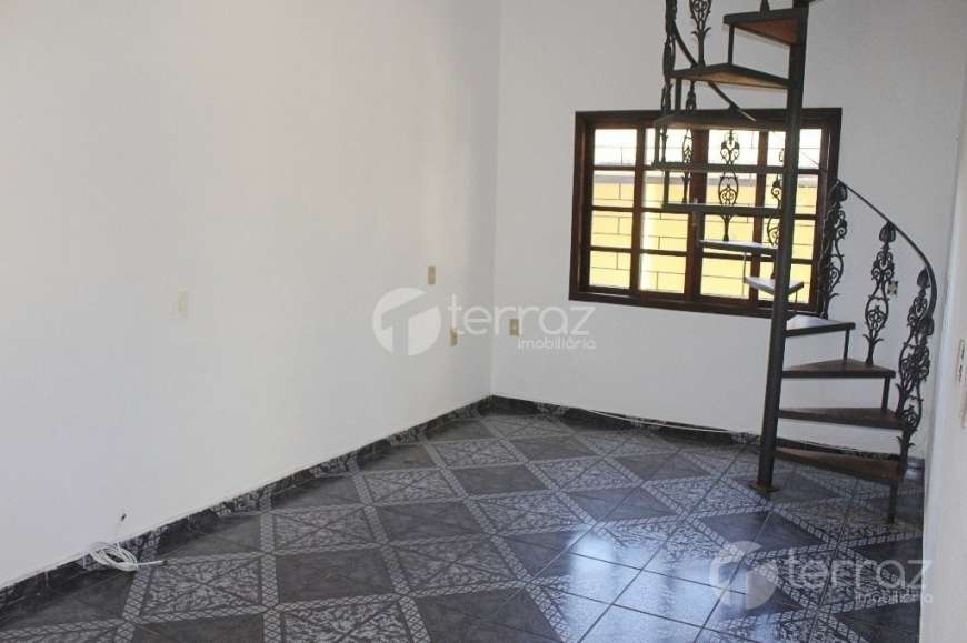 Casa com 6 Quartos para Alugar, 280 m² por R$ 3.200/Mês Cacupé, Florianópolis - SC