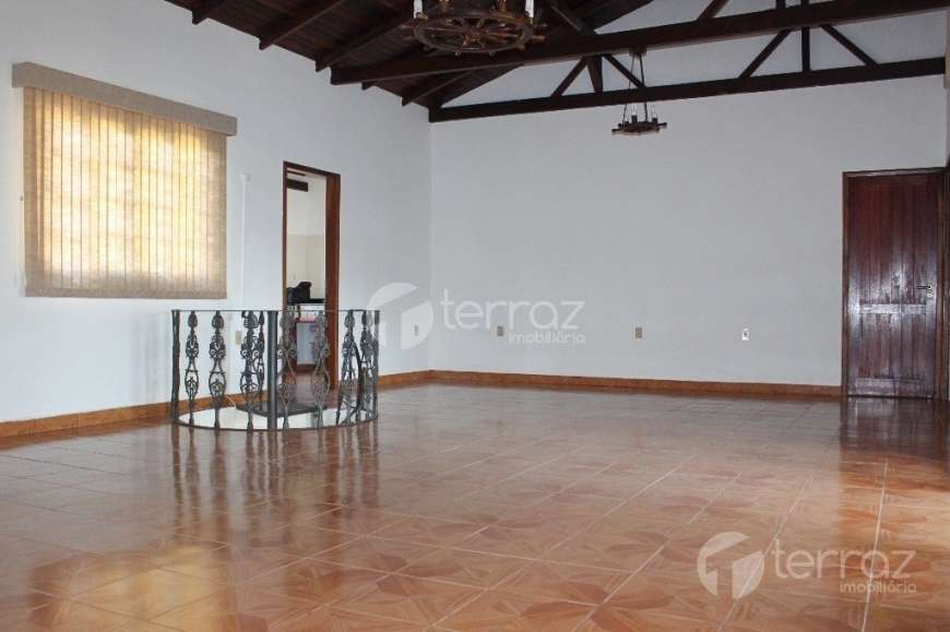 Casa com 6 Quartos para Alugar, 280 m² por R$ 3.200/Mês Cacupé, Florianópolis - SC