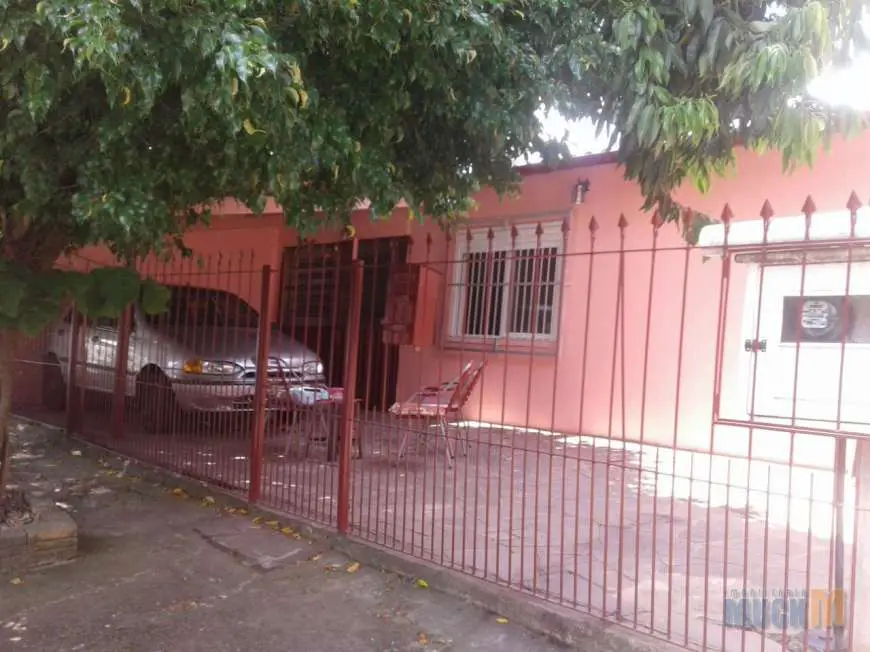 Casa com 3 Quartos para Alugar, 60 m² por R$ 1.690/Mês Avenida Dezessete de Abril, 8 - Guajuviras, Canoas - RS