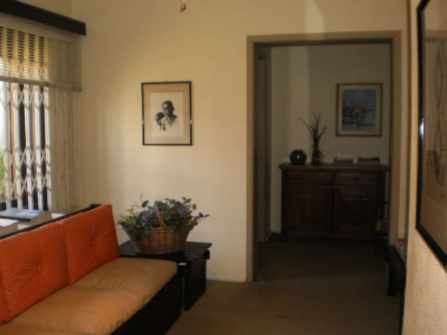 Casa com 2 Quartos à Venda, 219 m² por R$ 550.000 Rio Branco, Novo Hamburgo - RS
