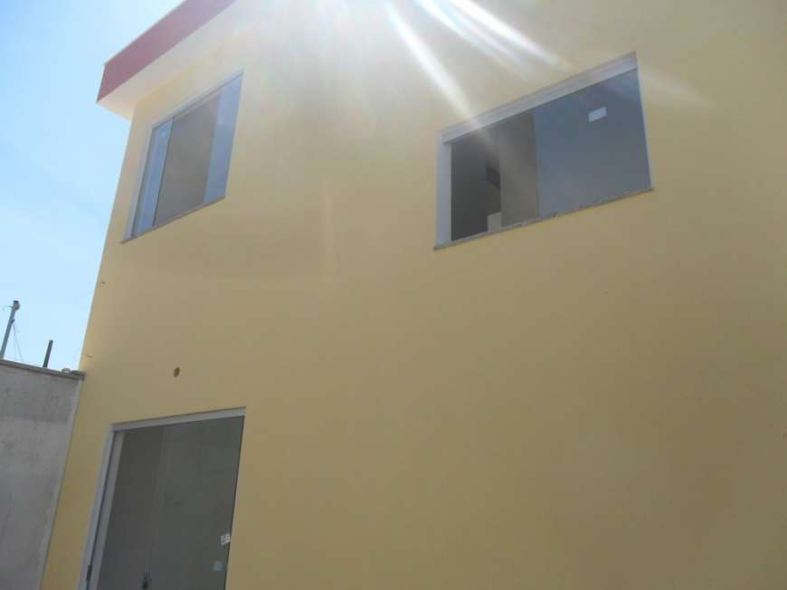 Casa com 3 Quartos à Venda, 80 m² por R$ 300.000 Nazia, Vespasiano - MG