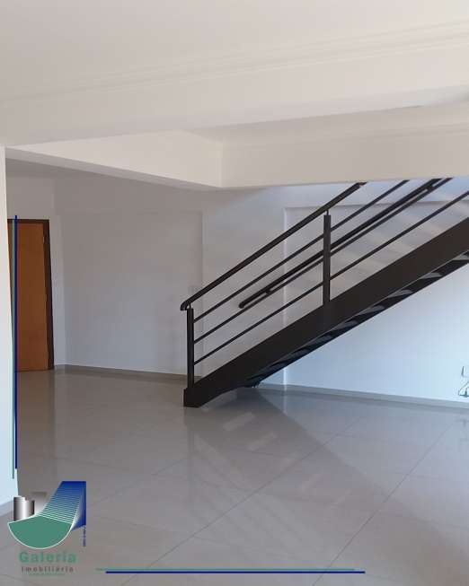Cobertura com 4 Quartos para Alugar, 220 m² por R$ 2.500/Mês Jardim Botânico, Ribeirão Preto - SP