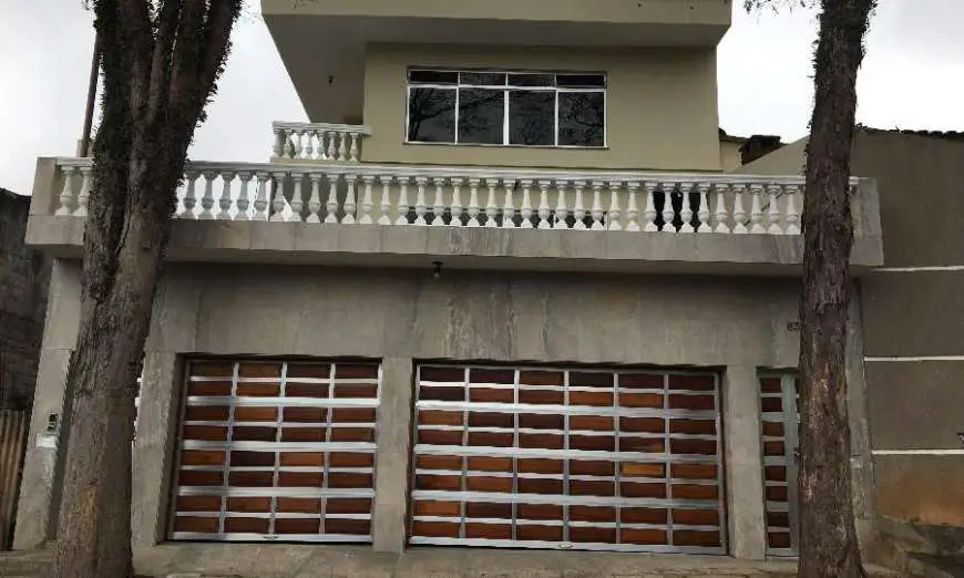 Casa com 6 Quartos à Venda, 297 m² por R$ 700.000 Rua Anujá - Eldorado, Diadema - SP