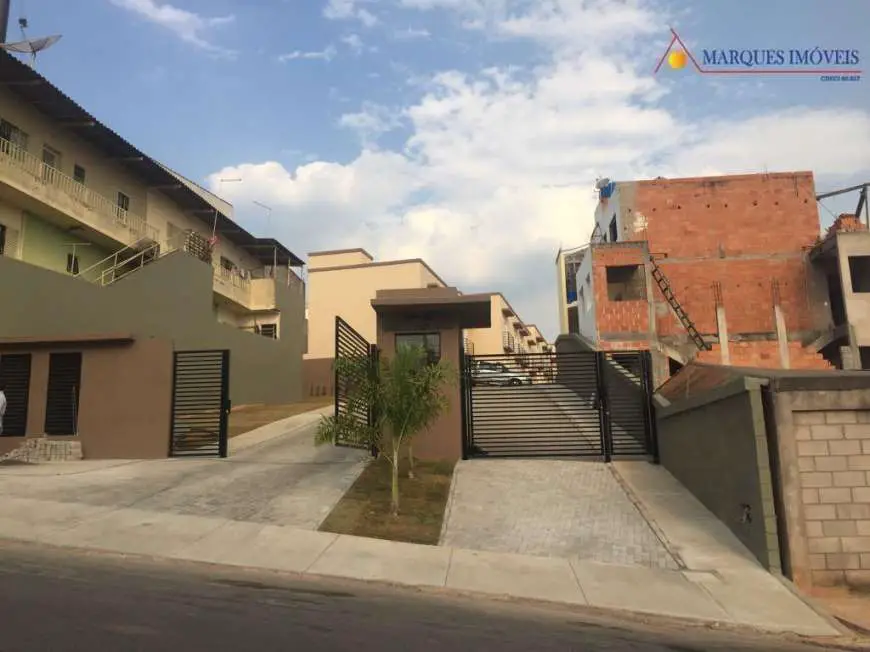 Casa de Condomínio com 2 Quartos para Alugar, 63 m² por R$ 1.500/Mês Jardim Niero, Louveira - SP