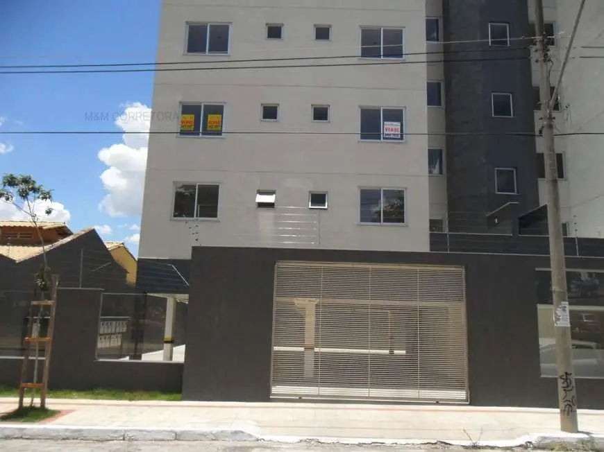 Apartamento com 3 Quartos para Alugar, 70 m² por R$ 1.000/Mês Praça João Vianna - Sinimbu, Belo Horizonte - MG