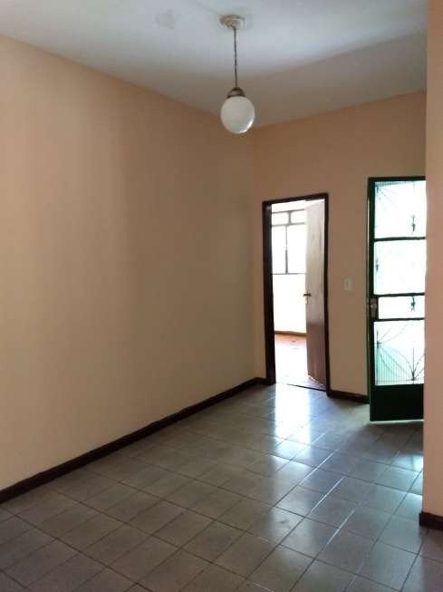 Apartamento com 2 Quartos para Alugar, 11 m² por R$ 580/Mês Rua Professor Olinto Orsini - Das Indústrias, Belo Horizonte - MG