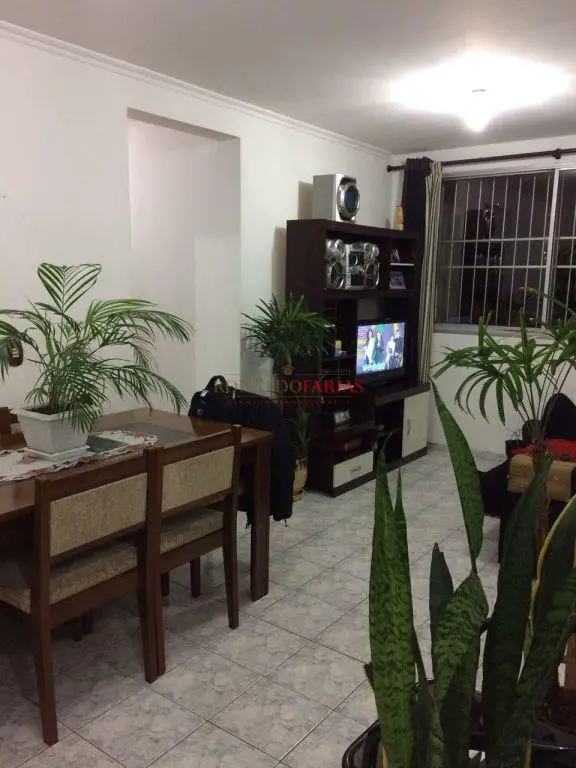Apartamento en Venda de 2 quartos Vila Santa Catarina---