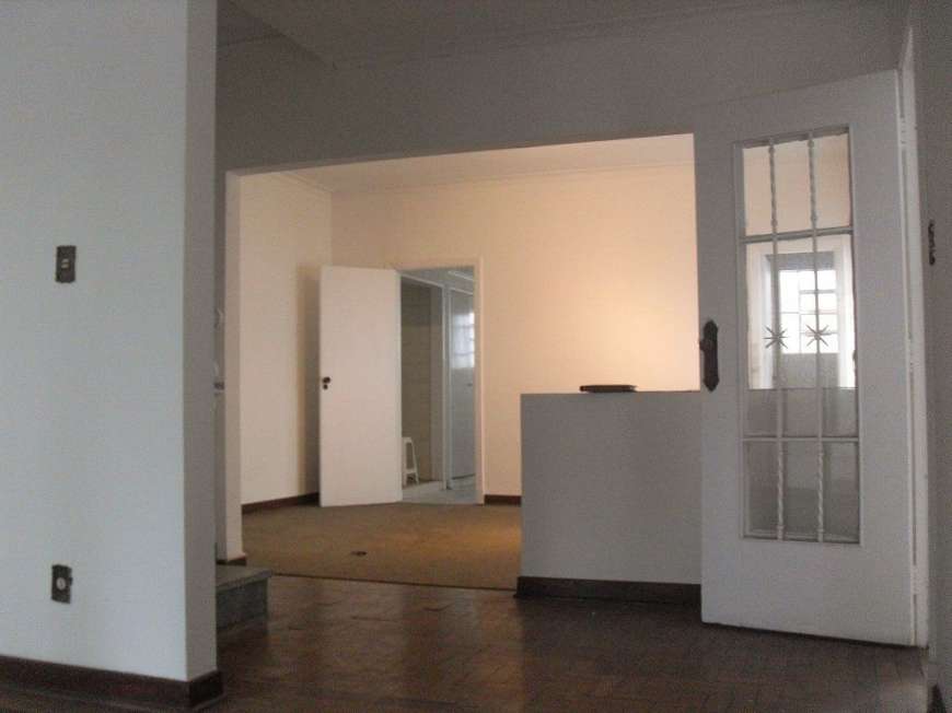 Sobrado com 3 Quartos para Alugar, 200 m² por R$ 8.000/Mês Vila Nova Conceição, São Paulo - SP