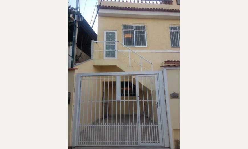 Apartamento com 3 Quartos para Alugar, 120 m² por R$ 2.000/Mês Rua Camoatim - Vila Kosmos, Rio de Janeiro - RJ