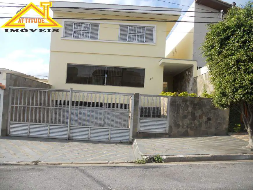 Sobrado com 3 Quartos para Alugar, 358 m² por R$ 4.000/Mês Rua Lino Dalécio - Parque Espacial, São Bernardo do Campo - SP