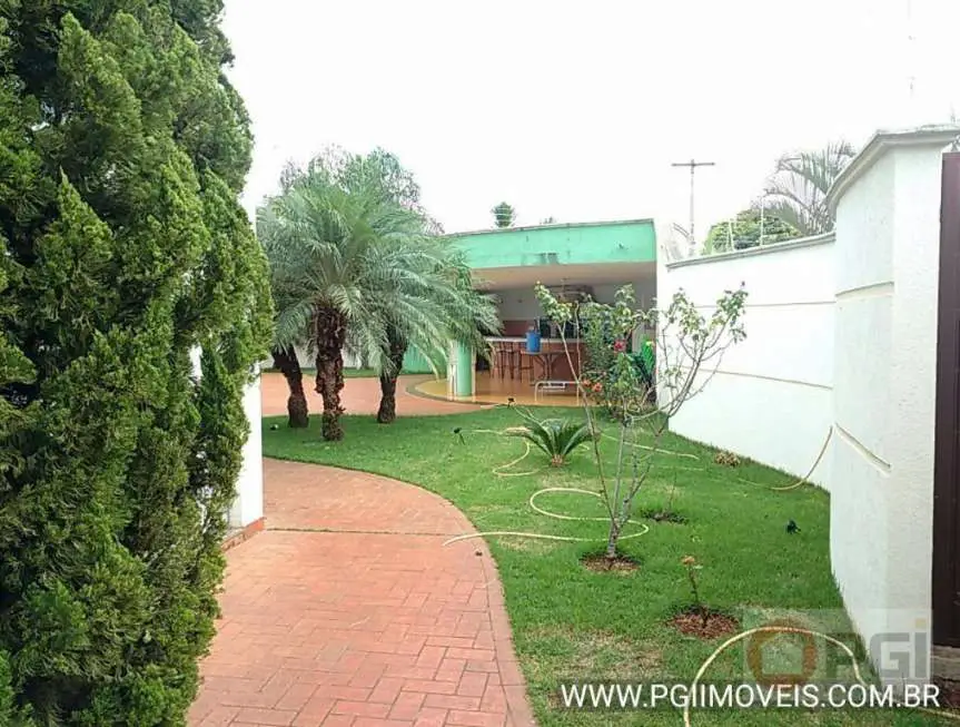 Casa com 5 Quartos para Alugar, 551 m² por R$ 6.800/Mês Jardim Canadá, Ribeirão Preto - SP