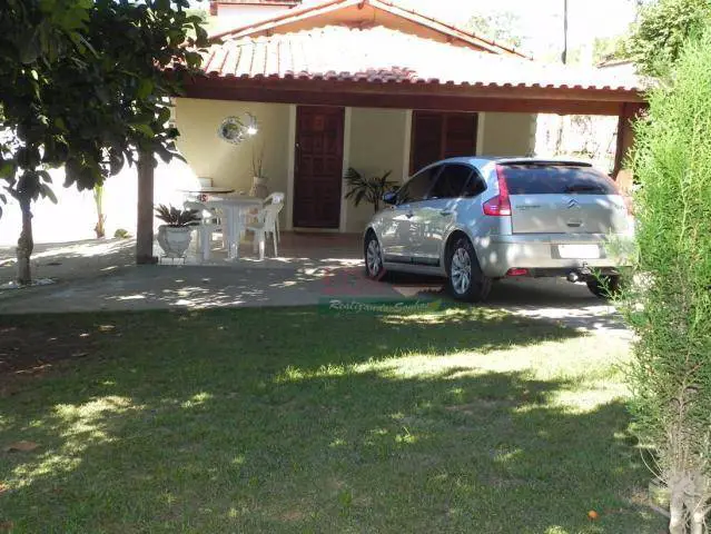 Chácara com 6 Quartos à Venda, 300 m² por R$ 450.000 Centro, São Luiz do Paraitinga - SP