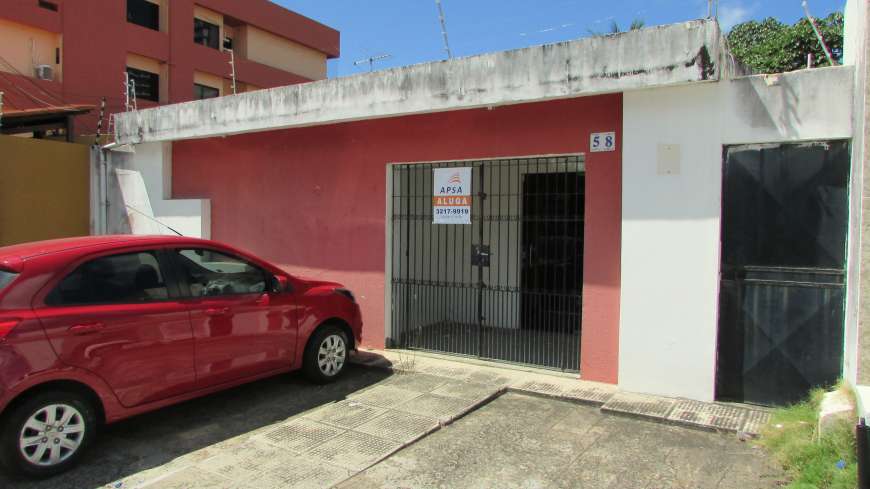 Casa para Alugar por R$ 2.300/Mês Rua Durval Coelho Normande, 58 - Farol, Maceió - AL