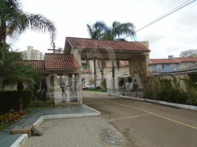 Casa de Condomínio com 3 Quartos para Alugar, 180 m² por R$ 2.300/Mês Estrada João Salomoni, 131 - Vila Nova, Porto Alegre - RS