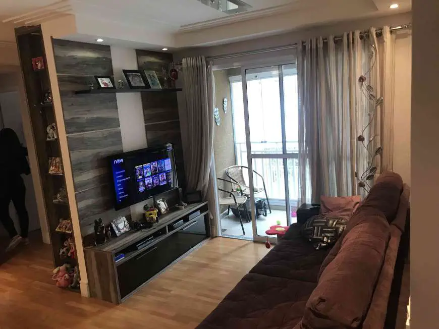 Apartamento com 3 Quartos para Alugar por R$ 1.800/Mês Vila Carrão, São Paulo - SP
