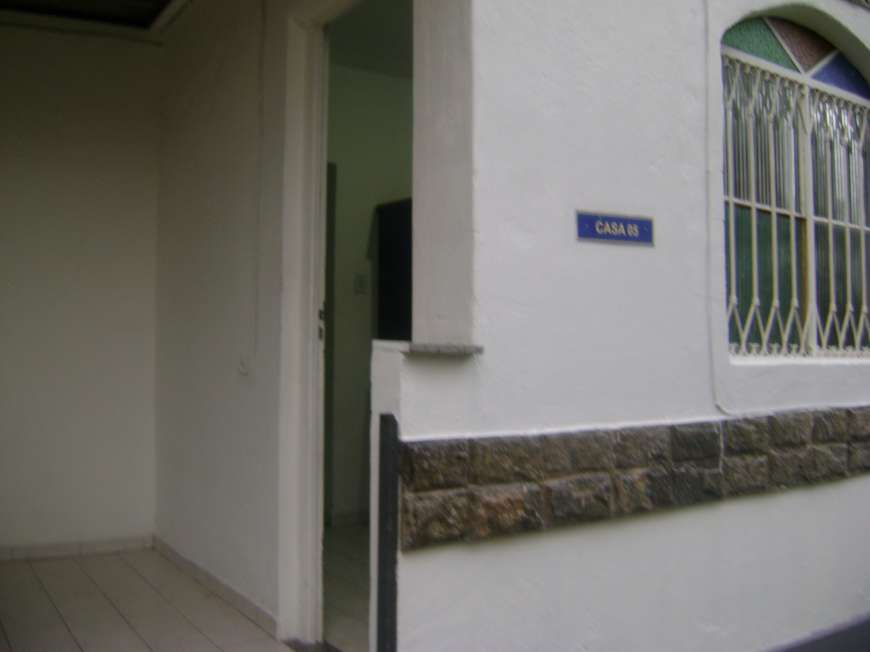 Casa com 1 Quarto para Alugar, 50 m² por R$ 880/Mês Jacarepaguá, Rio de Janeiro - RJ