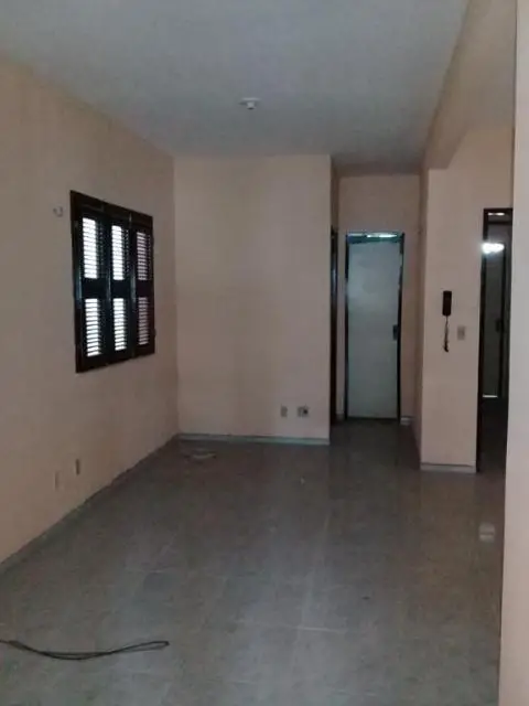 Casa com 2 Quartos para Alugar, 85 m² por R$ 1.000/Mês Rua Oscár Bezerra, 55 - Montese, Fortaleza - CE
