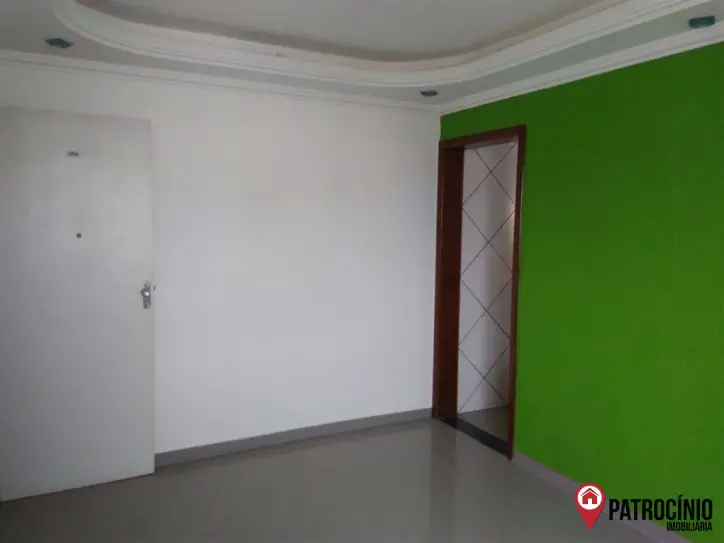 Apartamento com 2 Quartos à Venda, 47 m² por R$ 110.000 Queimadinha, Feira de Santana - BA