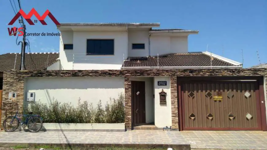 Casa com 3 Quartos à Venda, 360 m² por R$ 850.000 São João Bosco, Porto Velho - RO