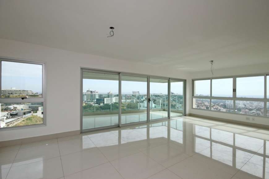 Apartamento com 4 Quartos para Alugar, 220 m² por R$ 4.500/Mês Santa Lúcia, Belo Horizonte - MG
