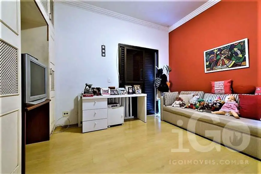 Apartamento com 4 Quartos à Venda, 240 m² por R$ 2.490.000 Rua Gaivota - Moema, São Paulo - SP