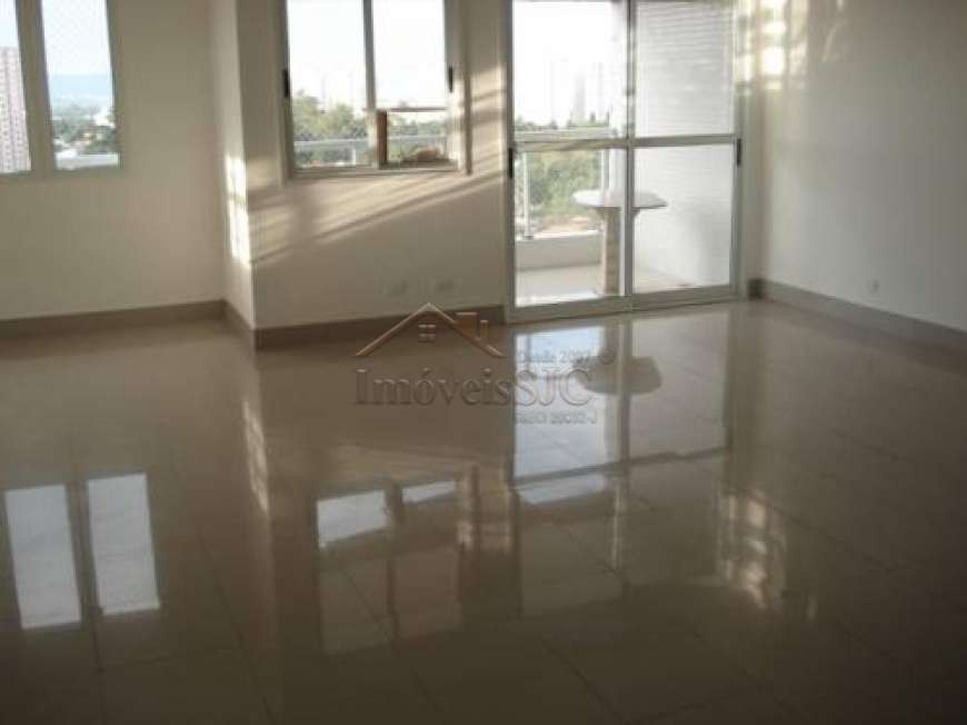 Apartamento com 6 Quartos para Alugar, 260 m² por R$ 4.000/Mês Jardim Apolo, São José dos Campos - SP