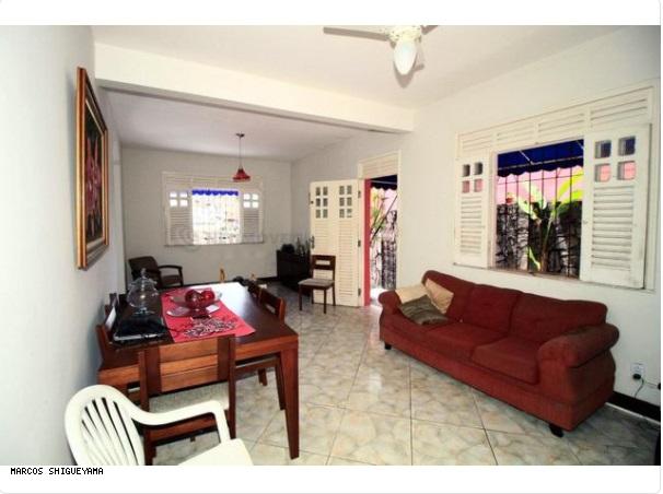 Casa com 3 Quartos para Alugar, 120 m² por R$ 3.500/Mês Rua Waldemar Falcão, 52 - Candeal, Salvador - BA