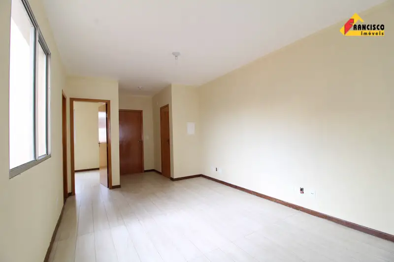 Apartamento com 3 Quartos para Alugar, 70 m² por R$ 650/Mês Rua Icaraí, 141 - Manoel Valinhas, Divinópolis - MG