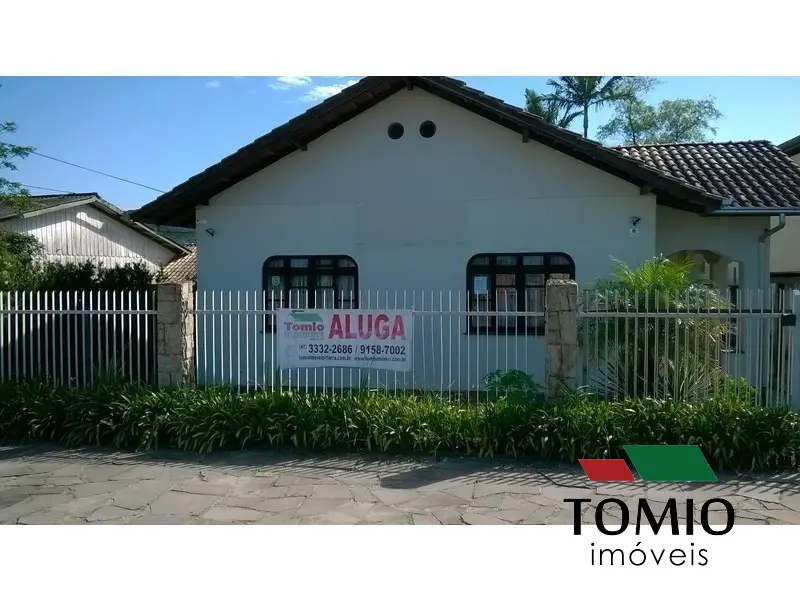 Casa com 2 Quartos para Alugar por R$ 1.500/Mês Rua Anfilóquio Nunes Píres - Figueira, Gaspar - SC