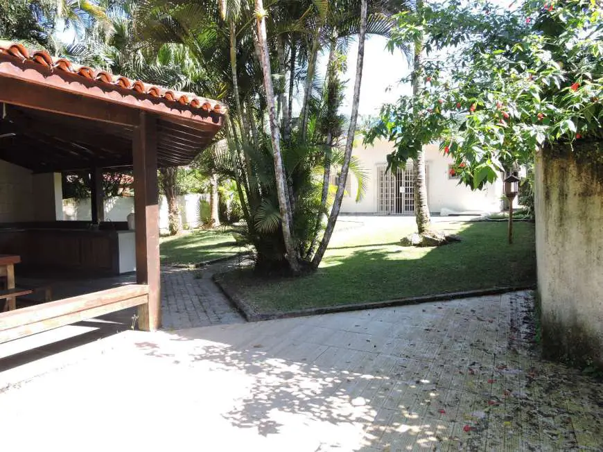 Lote/Terreno à Venda, 4400 m² por R$ 3.000.000 Avenida Adelino Tavares - Barra Do Sahy, São Sebastião - SP