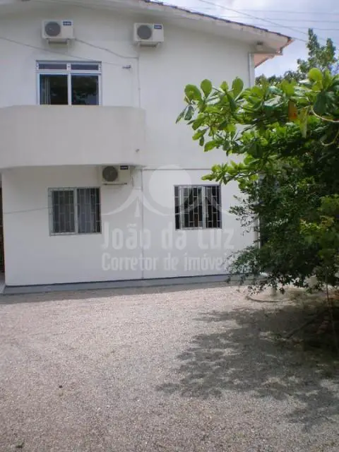 Casa com 2 Quartos para Alugar, 100 m² por R$ 730/Dia Travessa Sanderson Bitencourt - Jurerê, Florianópolis - SC