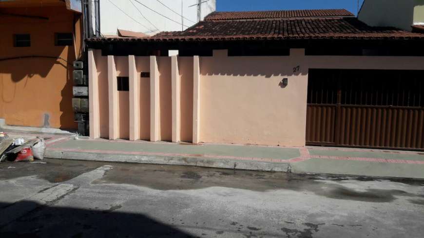 Casa com 4 Quartos à Venda, 180 m² por R$ 580.000 Rua Raimundo Maurício Freire, 150 - Praia das Gaivotas, Vila Velha - ES