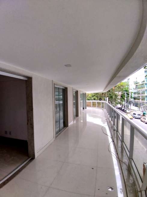Cobertura com 4 Quartos à Venda, 195 m² por R$ 322.860 Rua Joaquim Pinheiro, 410 - Freguesia- Jacarepaguá, Rio de Janeiro - RJ