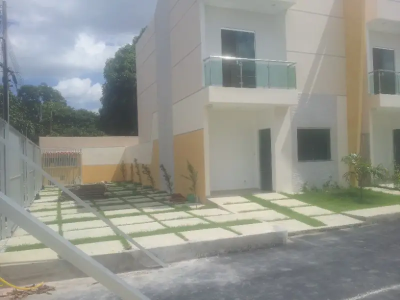 Casa de Condomínio com 3 Quartos para Alugar, 127 m² por R$ 2.500/Mês Rua Marquês de Caravelas - Flores, Manaus - AM