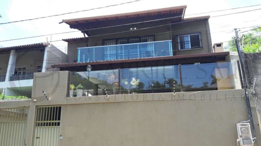 Casa com 5 Quartos à Venda, 337 m² por R$ 1.080.000 Fradinhos, Vitória - ES