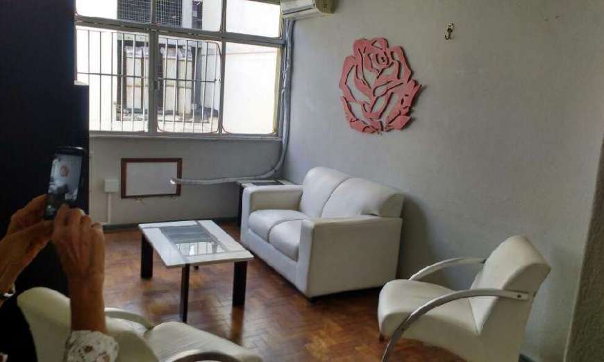 Apartamento com 2 Quartos para Alugar, 90 m² por R$ 1.100/Mês Rua General Andrade Neves - São Domingos, Niterói - RJ